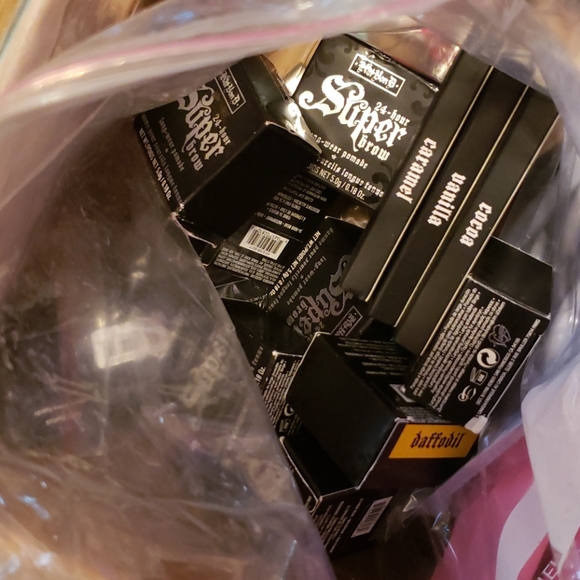 Make up bundle - Picture 16 of 16